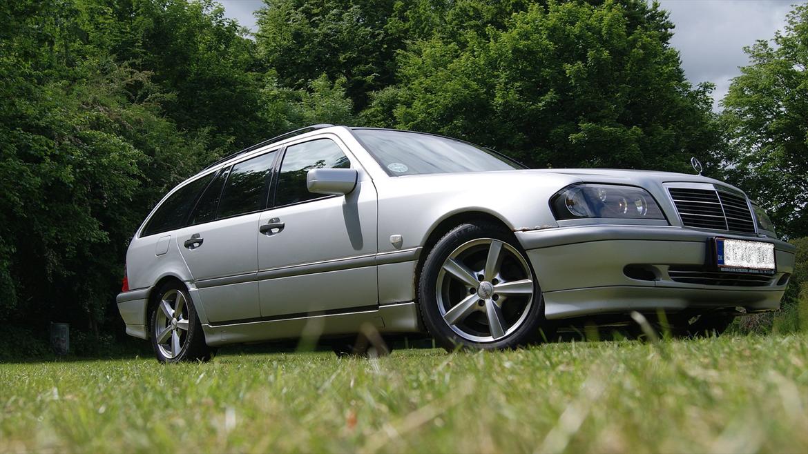 Mercedes Benz C250 Turbodiesel ***SOLGT*** billede 2