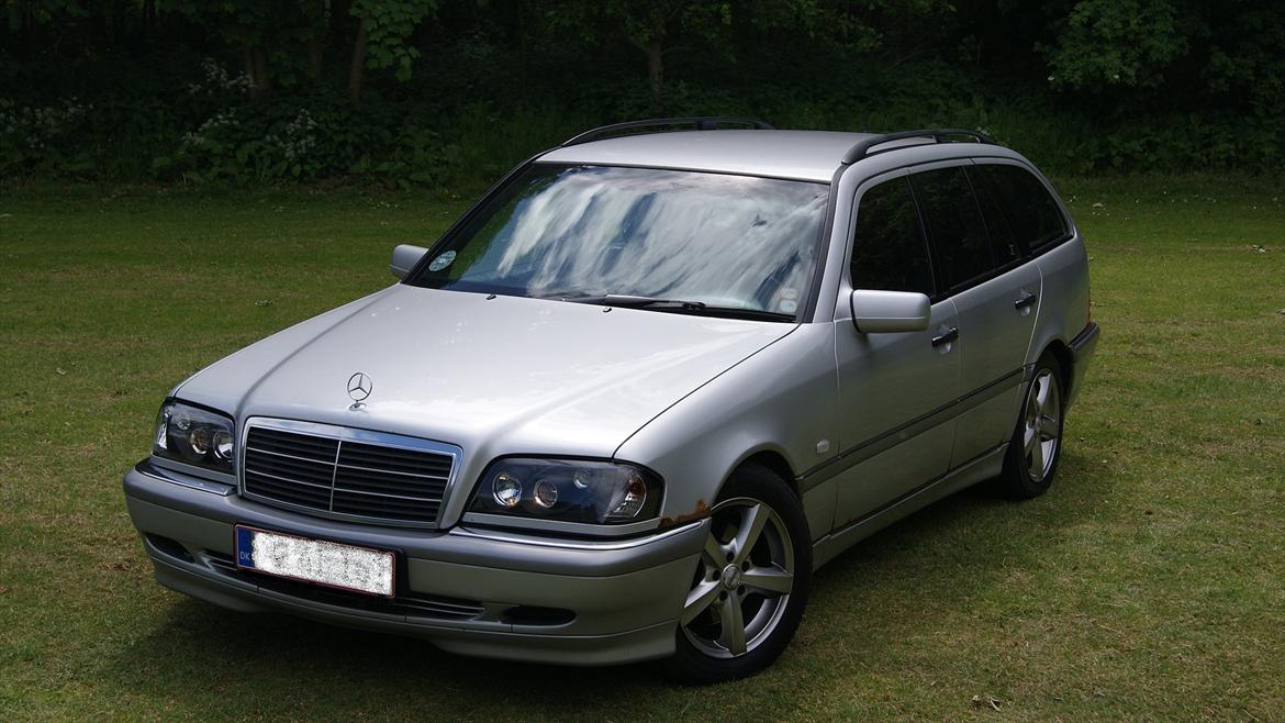 Mercedes Benz C250 Turbodiesel ***SOLGT*** billede 3