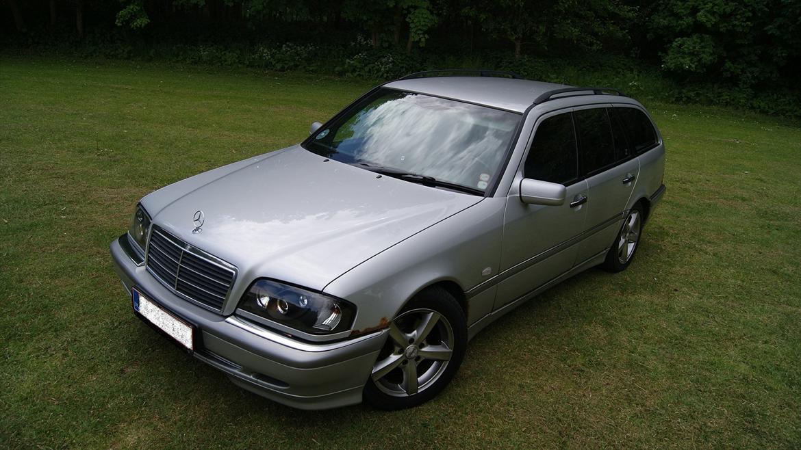 Mercedes Benz C250 Turbodiesel ***SOLGT*** billede 4