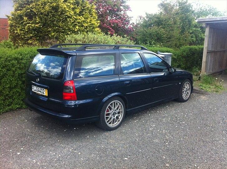 Opel Vectra B "I500" 2,5 V6 - St.Car - Ja de fine BBS fælge er stadig en vinder i dag. :D billede 2