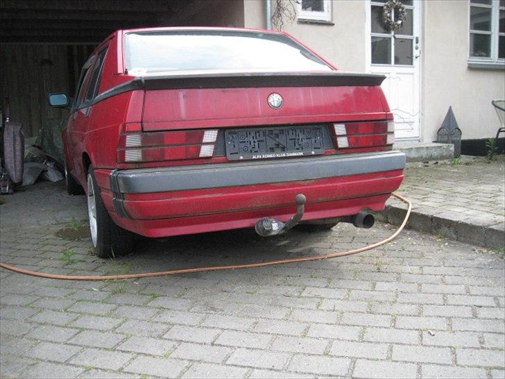 Alfa Romeo 75 6V 3.0 America *SOLGT* billede 1
