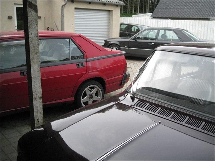 Alfa Romeo 75 6V 3.0 America *SOLGT* billede 10