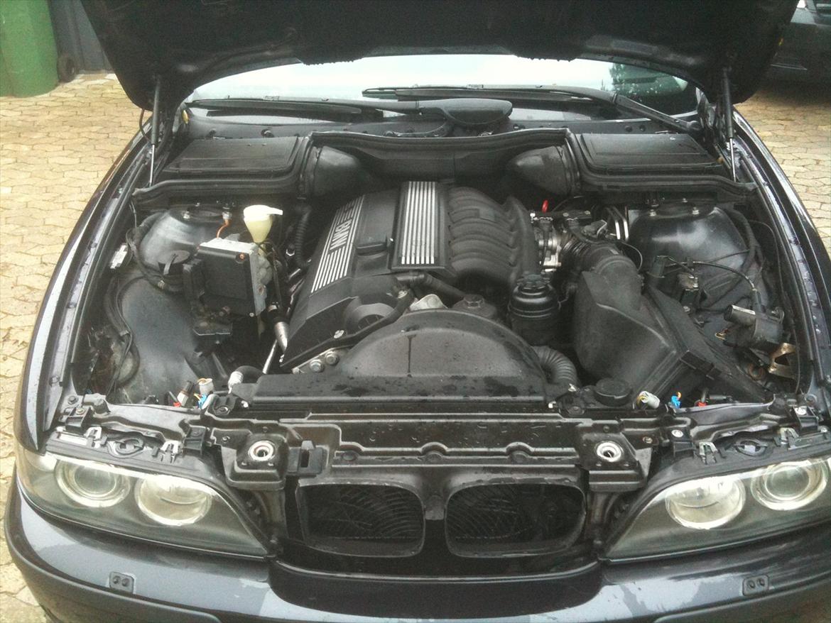 BMW 523i (530) billede 10