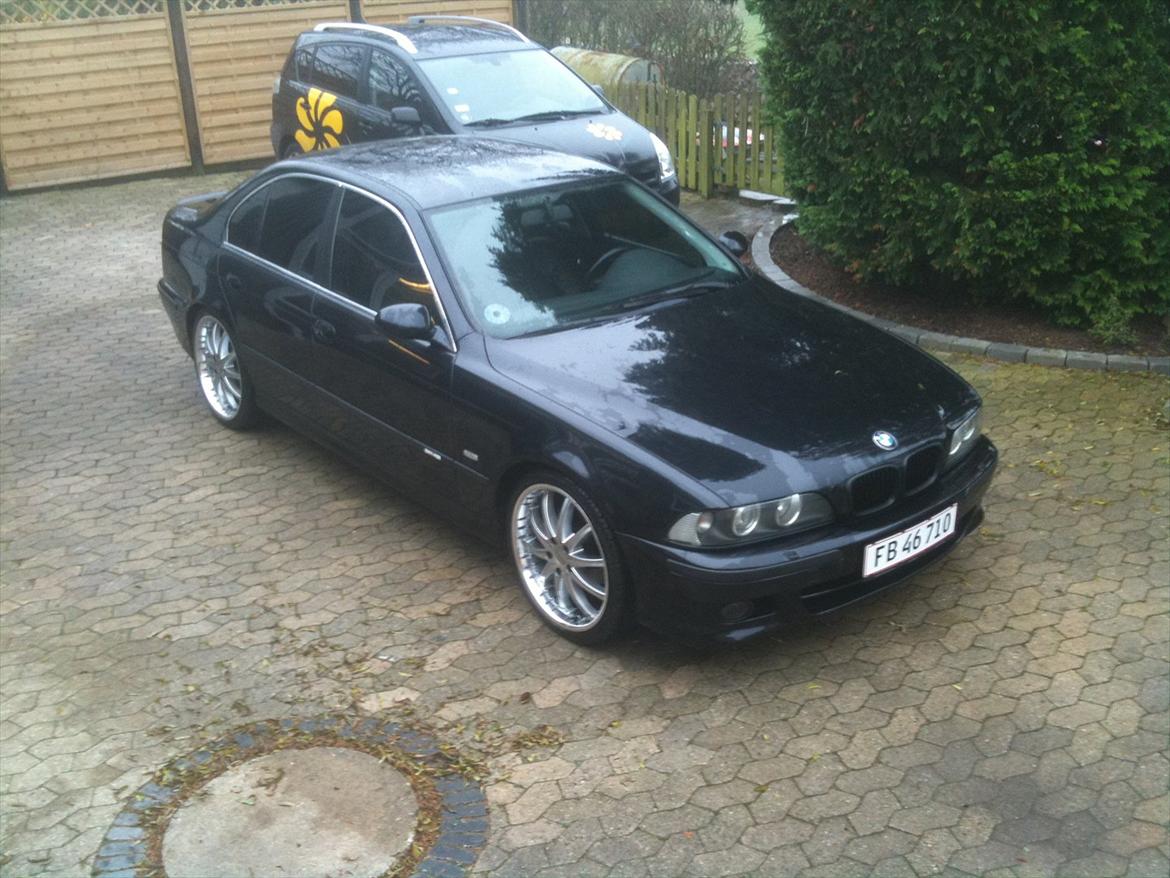 BMW 523i (530) billede 11