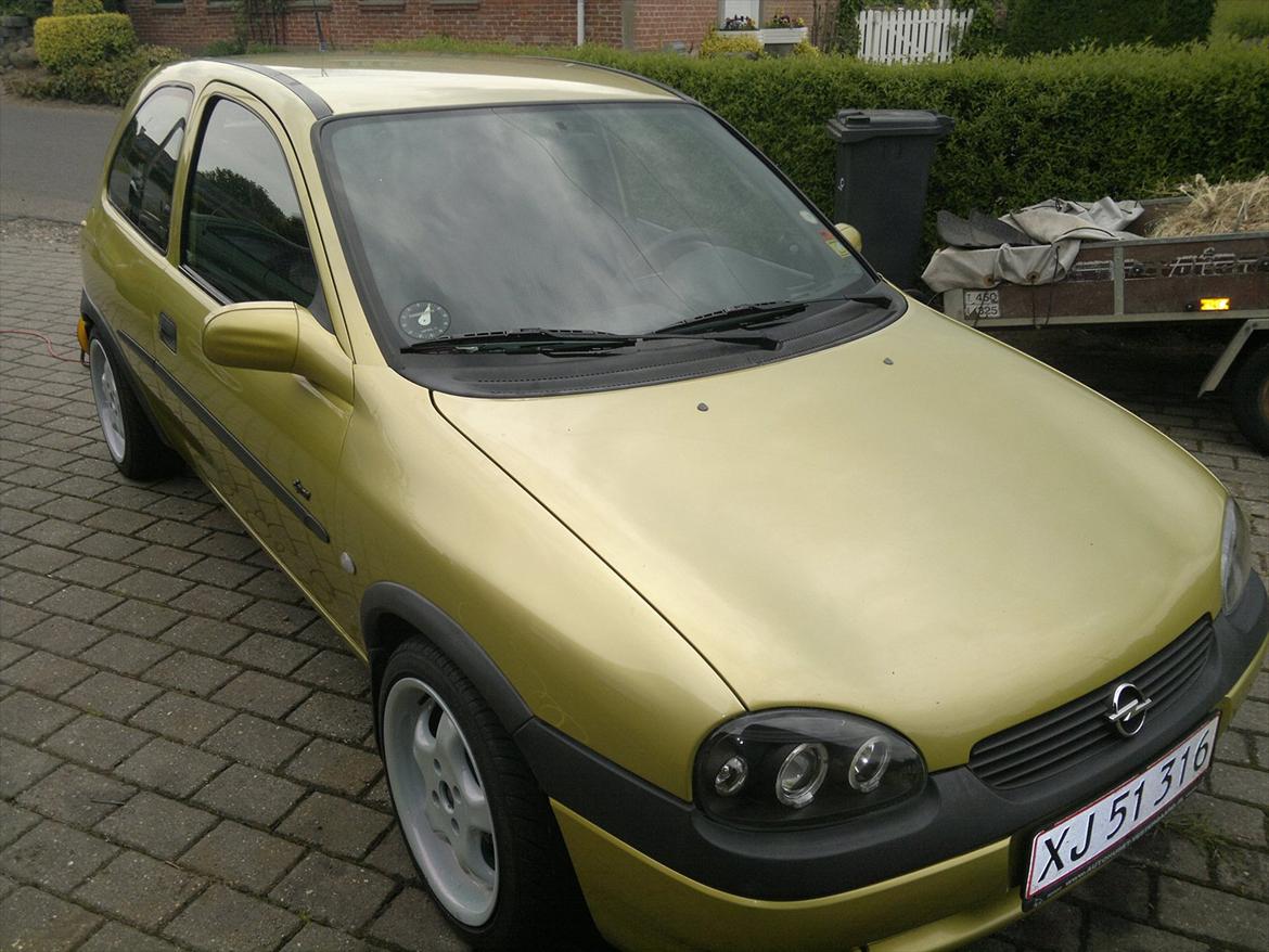 Opel corsa b 1,4 16v billede 2