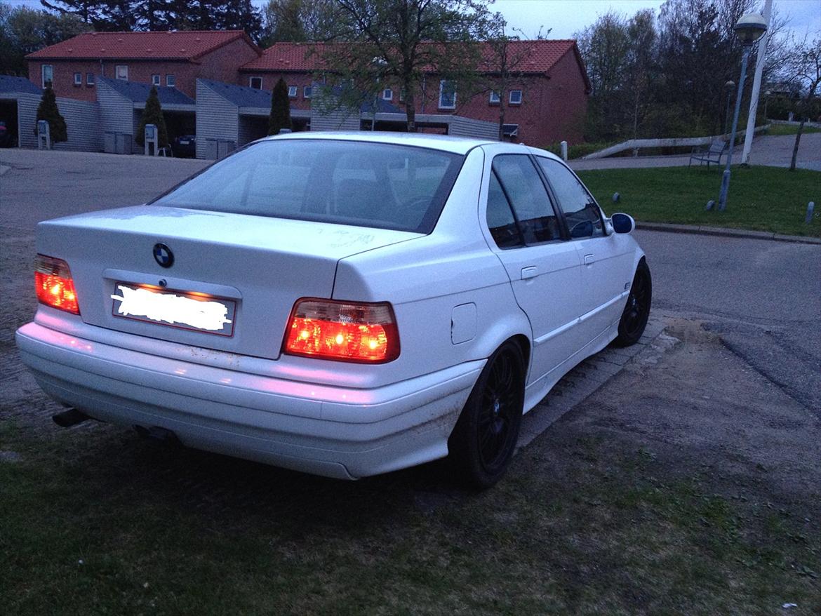 BMW e36 - 320i Vanos -.- solgt ! billede 8