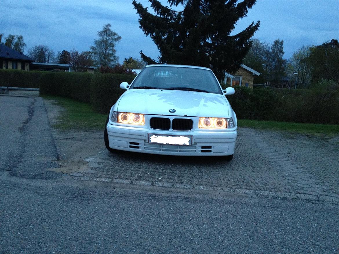 BMW e36 - 320i Vanos -.- solgt ! billede 10