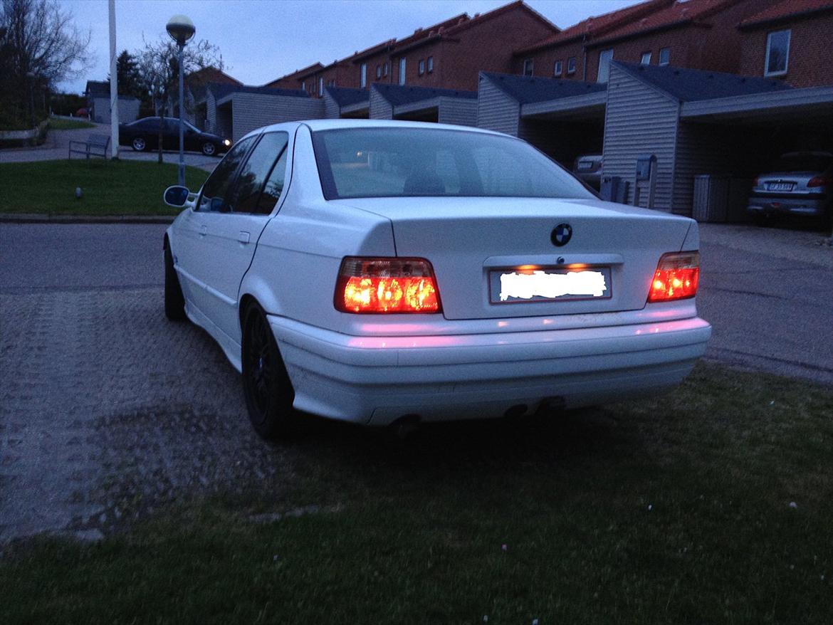 BMW e36 - 320i Vanos -.- solgt ! billede 12