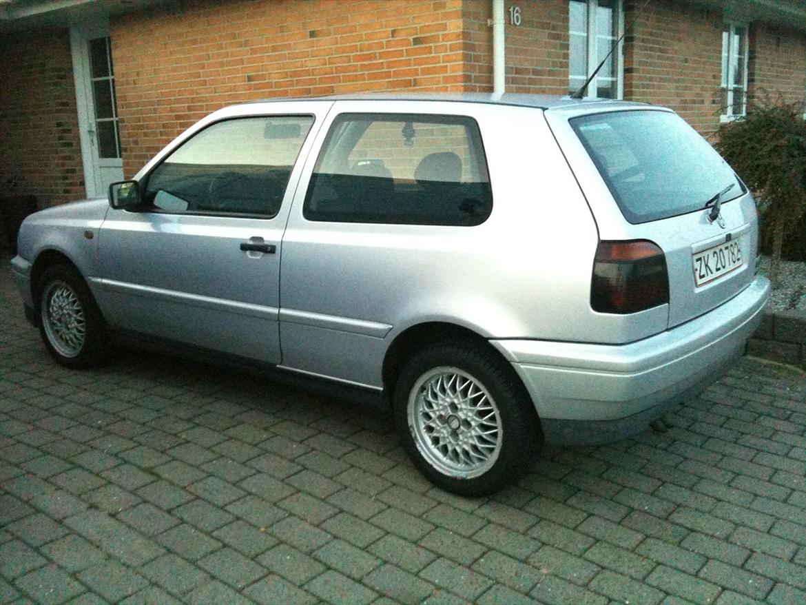 VW Golf 3 1,9 TDI - Da jeg lige fik den.. billede 9