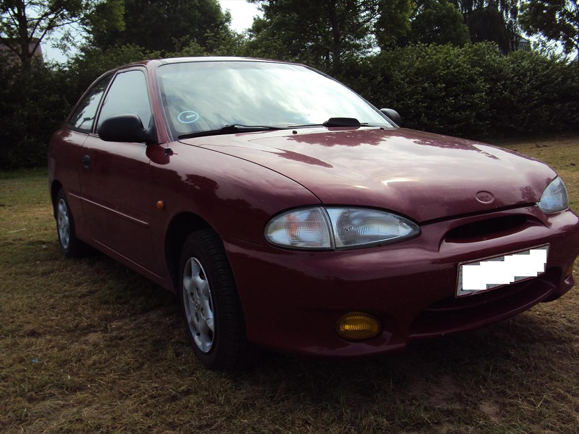 Hyundai Accent *Stickerbombed* billede 14