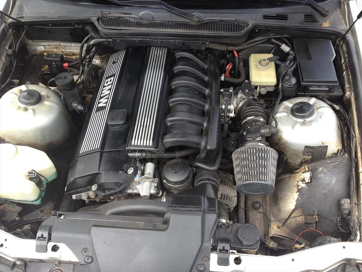 BMW e36 320i billede 8