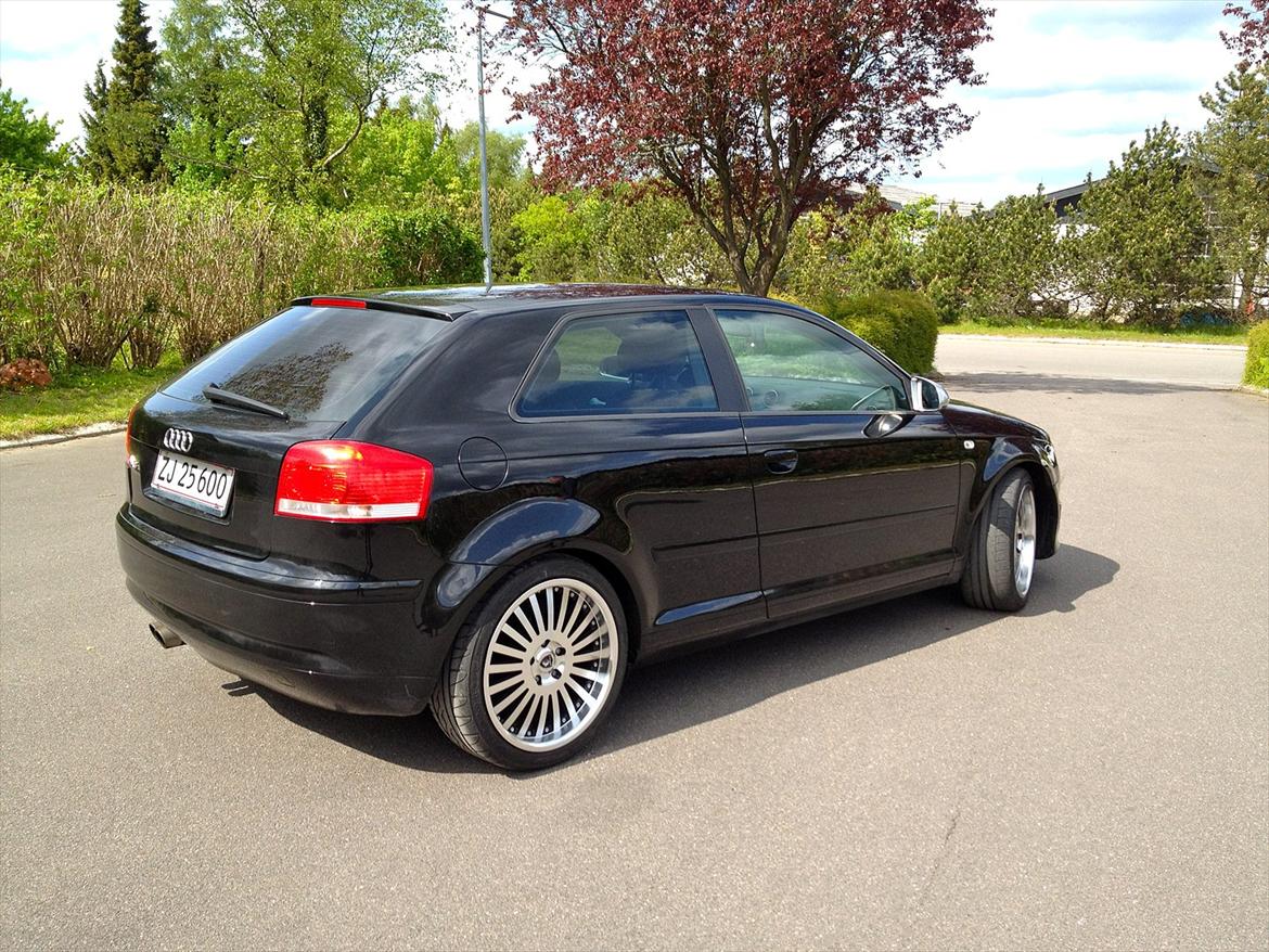 Audi A3 2.0 FSI billede 2