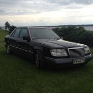 Mercedes Benz E300D Turbo