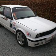 BMW E30 318is SOLGT