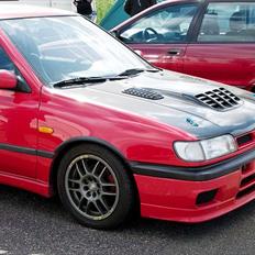 Nissan Sunny 2.0 GTI N14
