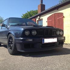 BMW E 30 325i (327 ETA)