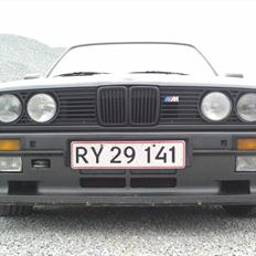 BMW E30 325i M-Tech 1