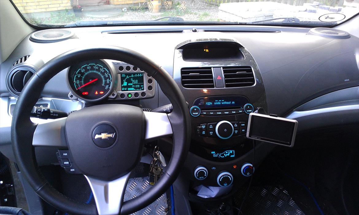 Chevrolet spark LT billede 12