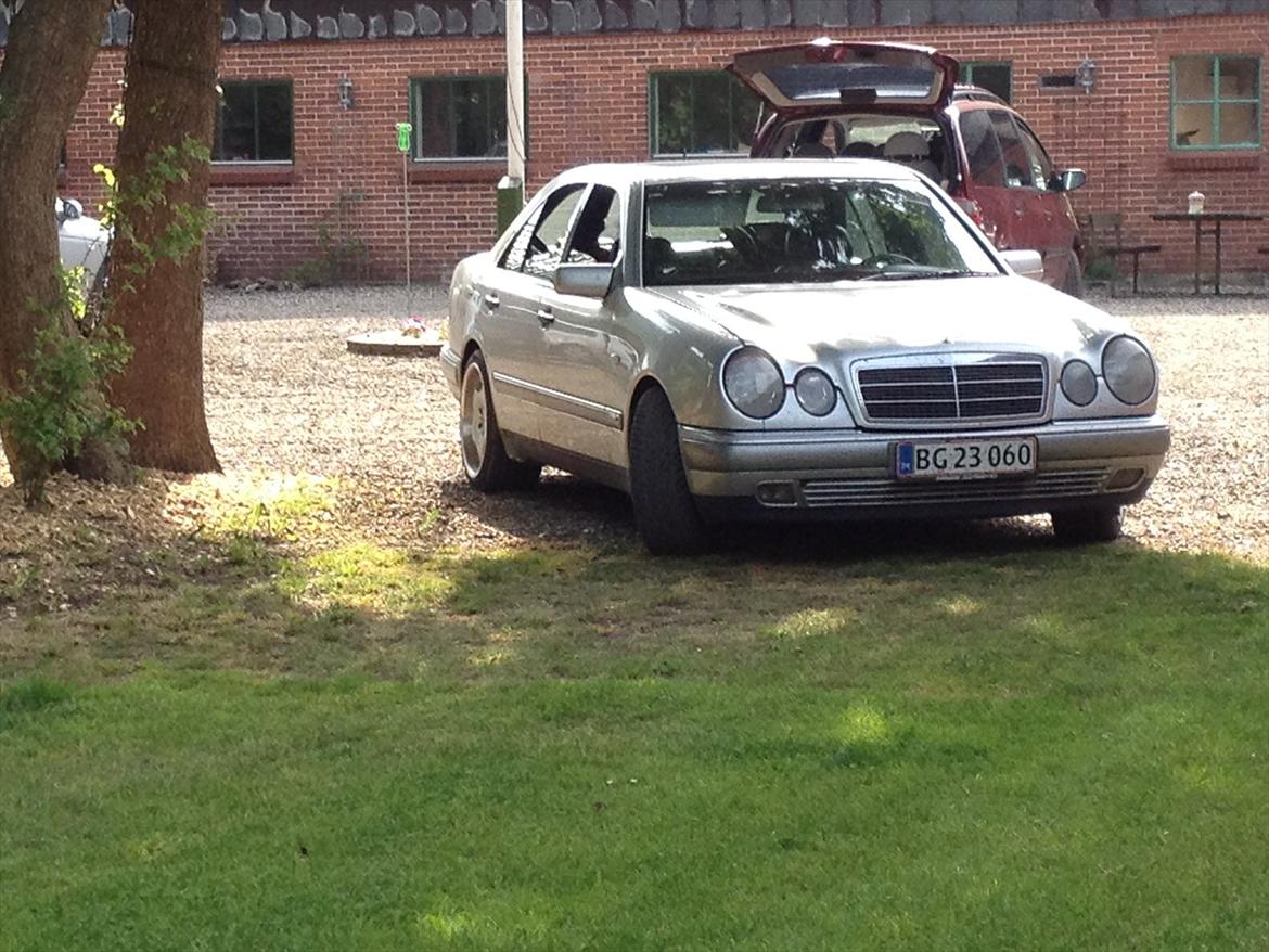 Mercedes Benz W210 E 300 Turbodiesel aut. billede 6