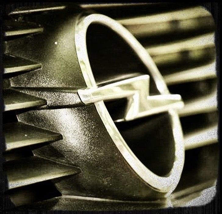 Opel Vectra B - Tak til kæresten for de fine billeder.
(Hun laver lidt freelance foto. Smid en PB hvis det har interesse). billede 1