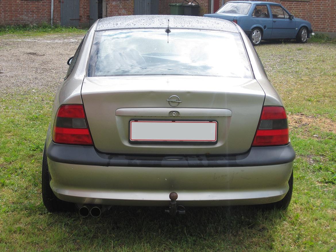 Opel Vectra B CDX V6 *SOLGT* billede 6