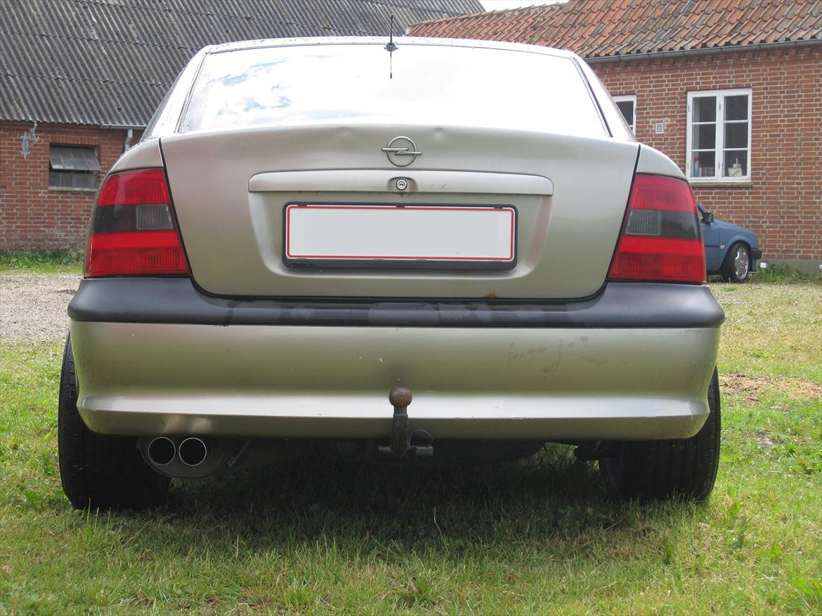 Opel Vectra B CDX V6 *SOLGT* billede 7