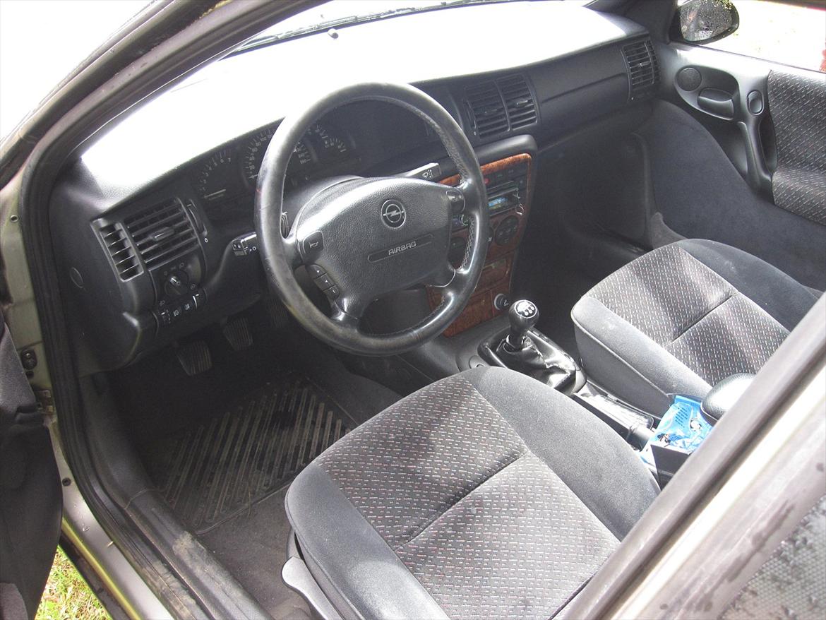 Opel Vectra B CDX V6 *SOLGT* billede 10