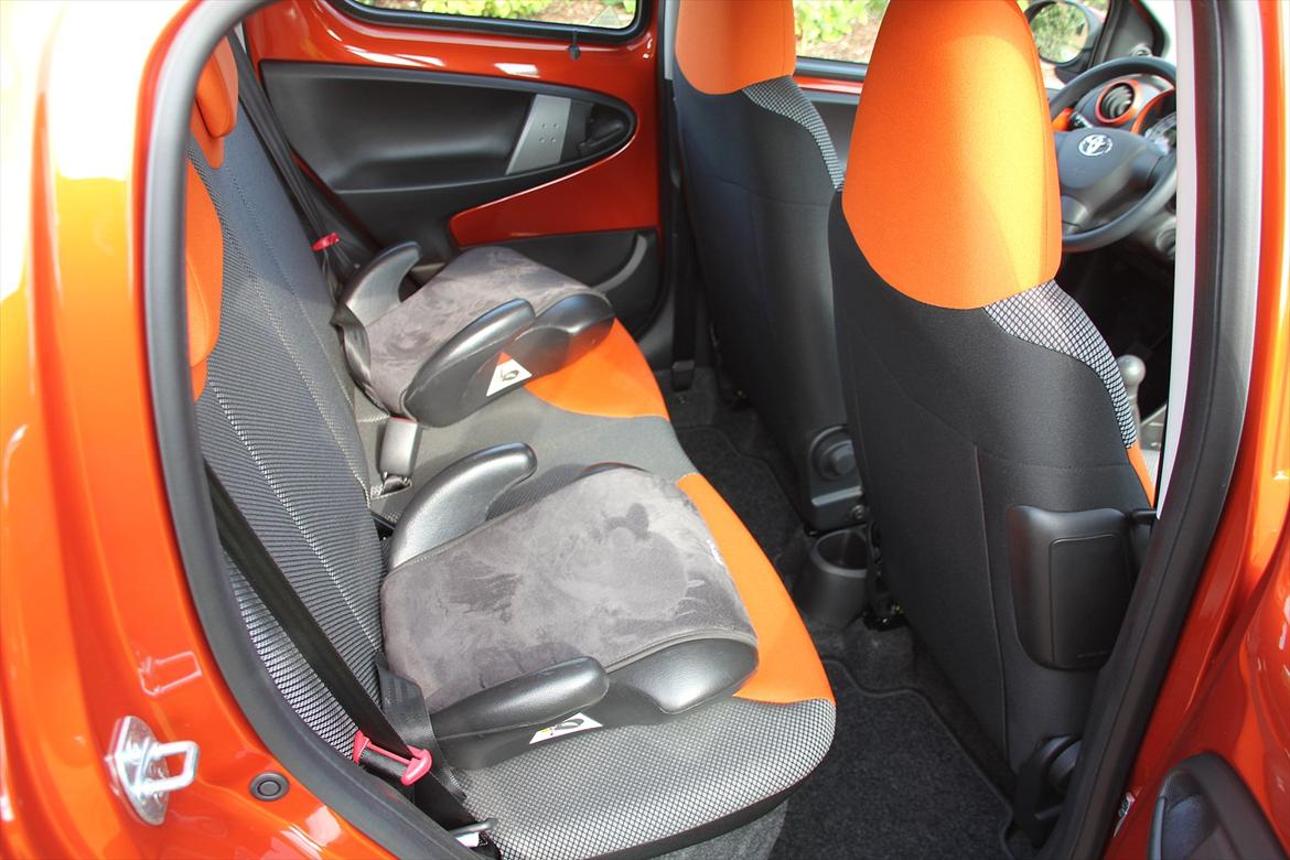 Toyota AYGO - God plads til ungerne...
 billede 8