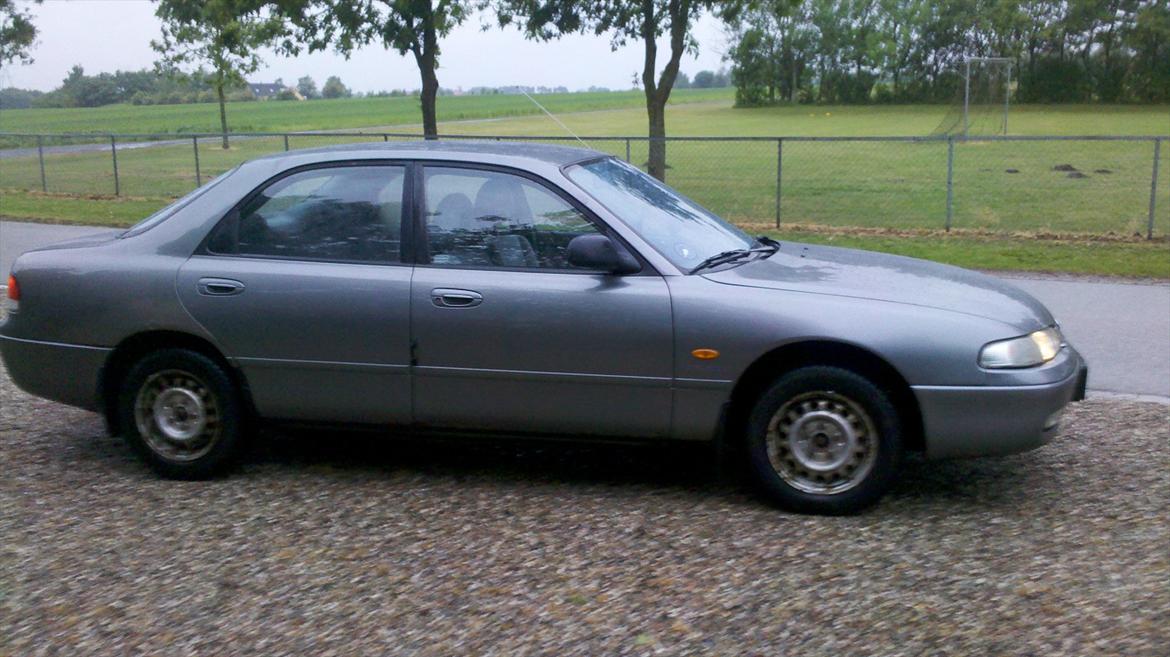Mazda 626 1,8i sedan billede 5