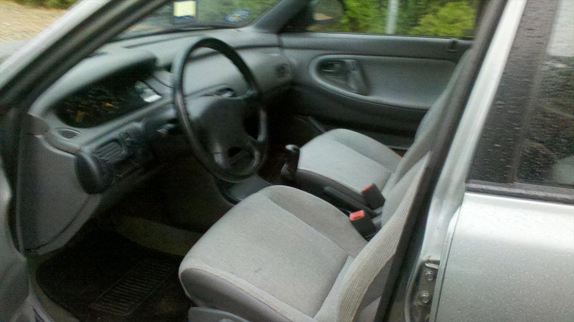 Mazda 626 1,8i sedan billede 8