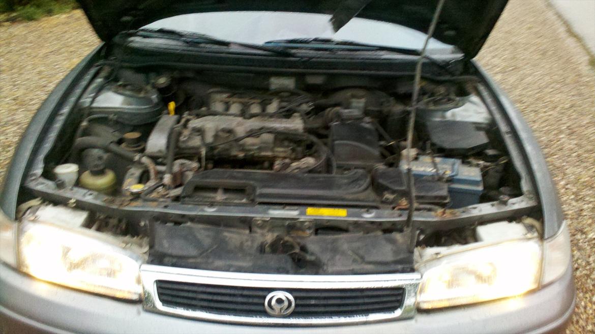 Mazda 626 1,8i sedan billede 10