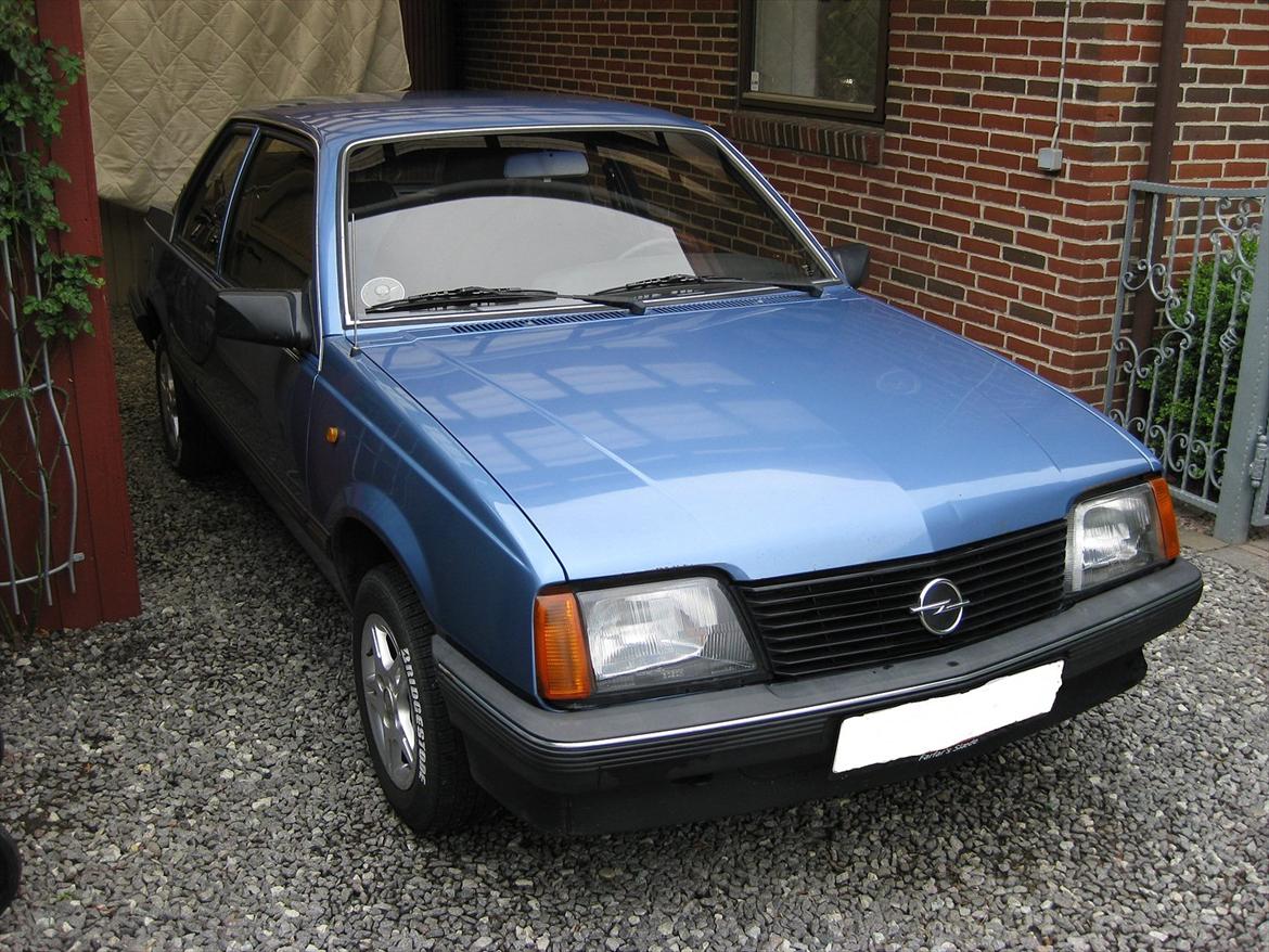 Opel Ascona C SOLGT billede 1