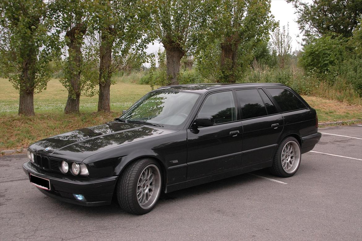 BMW 525i Touring [4 SALE] billede 1