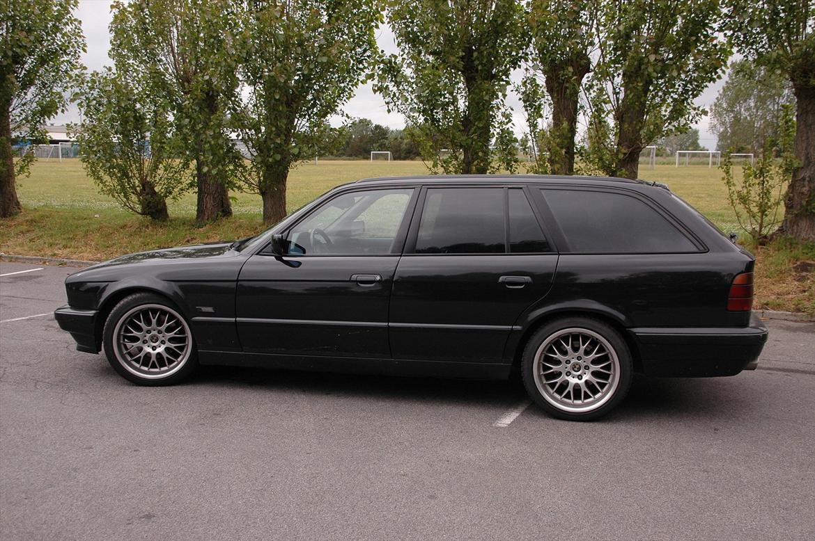 BMW 525i Touring [4 SALE] billede 2