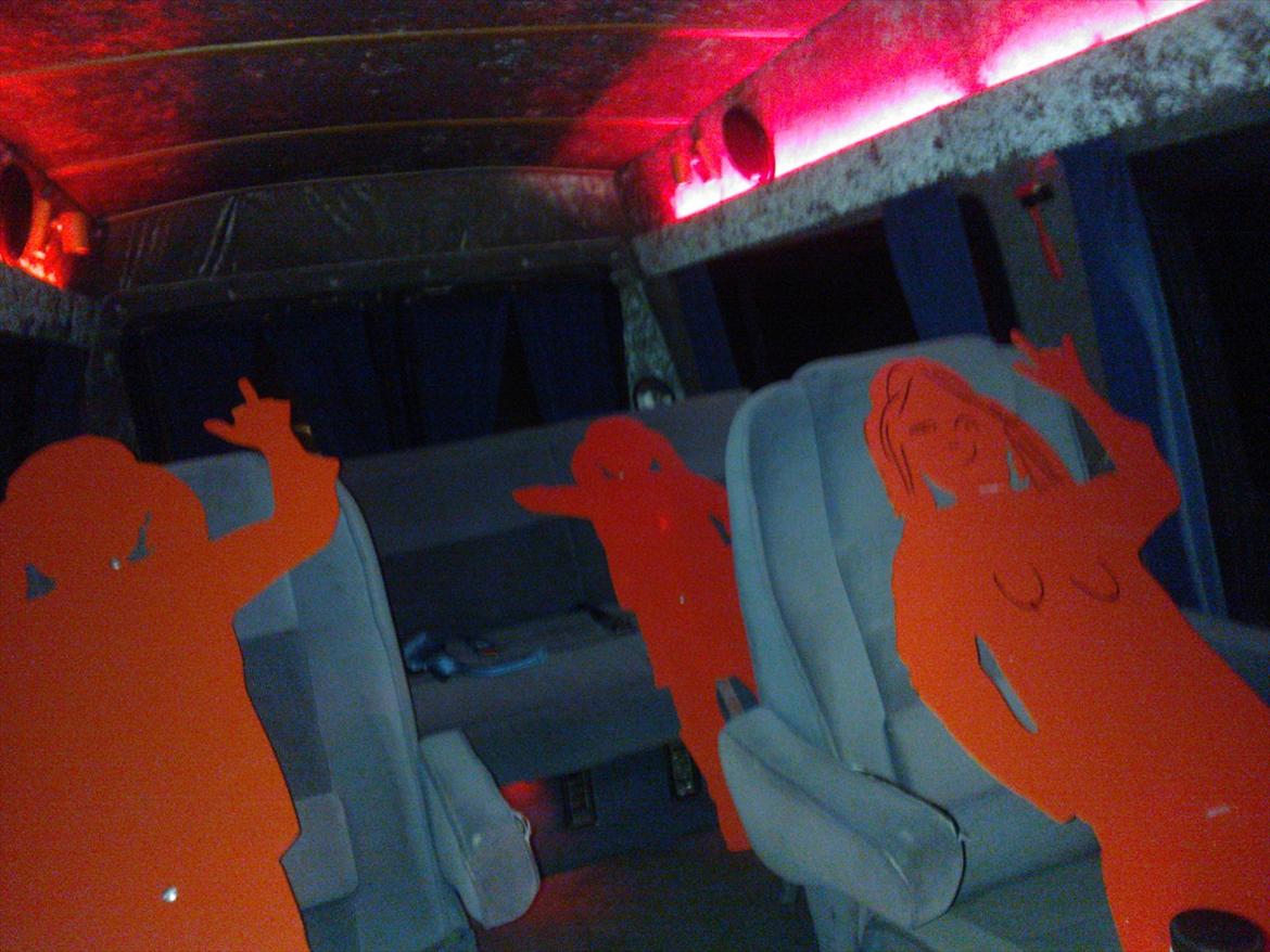 GMC Vandura - Bustur med de røde piger billede 2