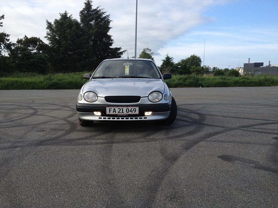 Toyota corolla e11 billede 3