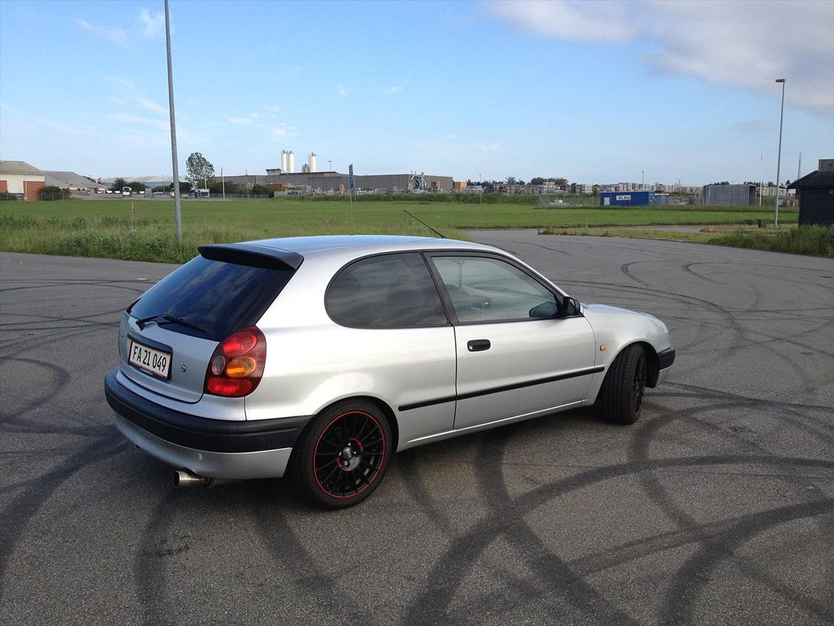 Toyota corolla e11 billede 5