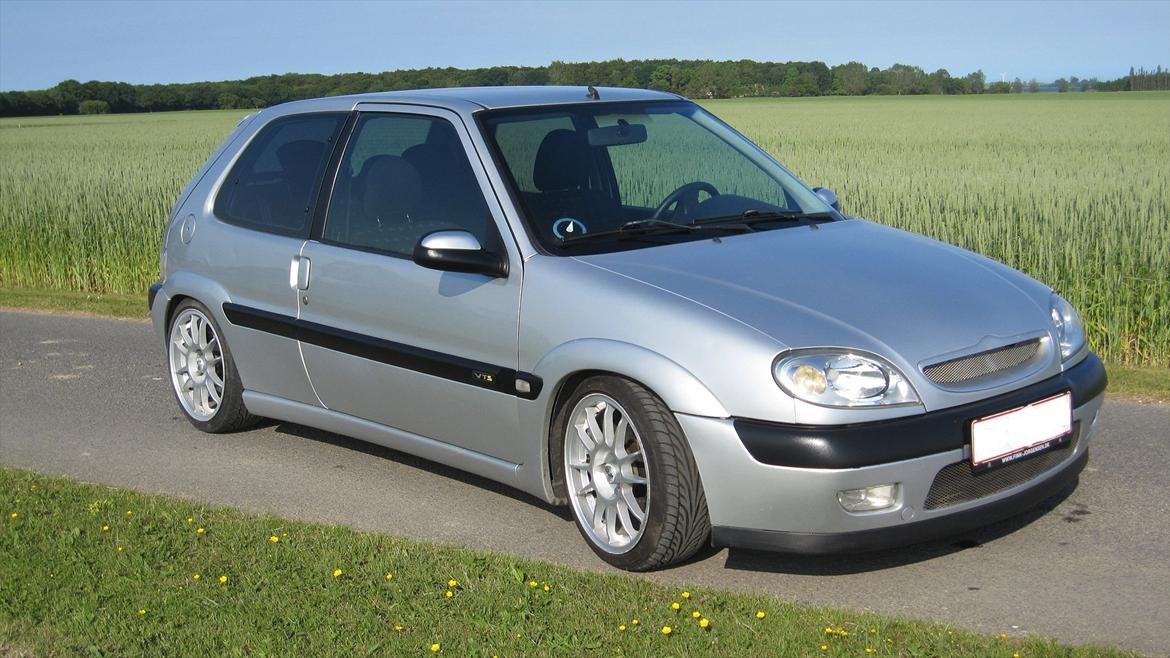 Citroën Saxo vts 1,6 8v - En dejlig solskinsdag, hvor der var tid til at pudse saxoen billede 1