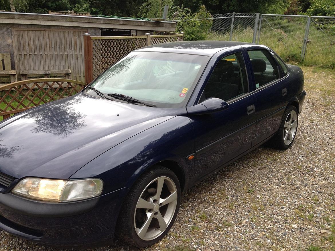 Opel vectra 1,8 16 v billede 7