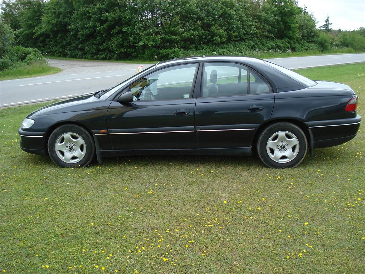 Opel omega b....flyder billede 5