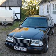 Mercedes Benz W124 
