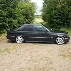 Mercedes Benz 190 2,3 16v