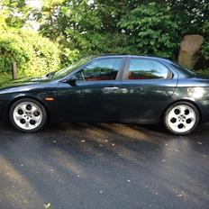 Alfa Romeo 156