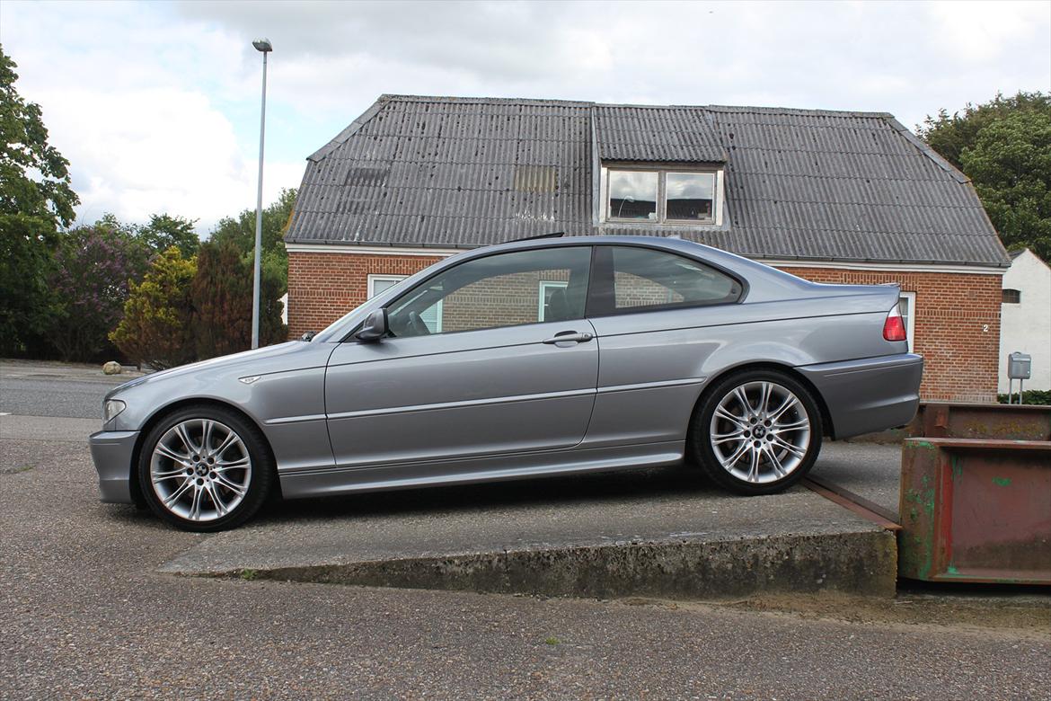 BMW E46 330d Coupé SOLGT billede 9