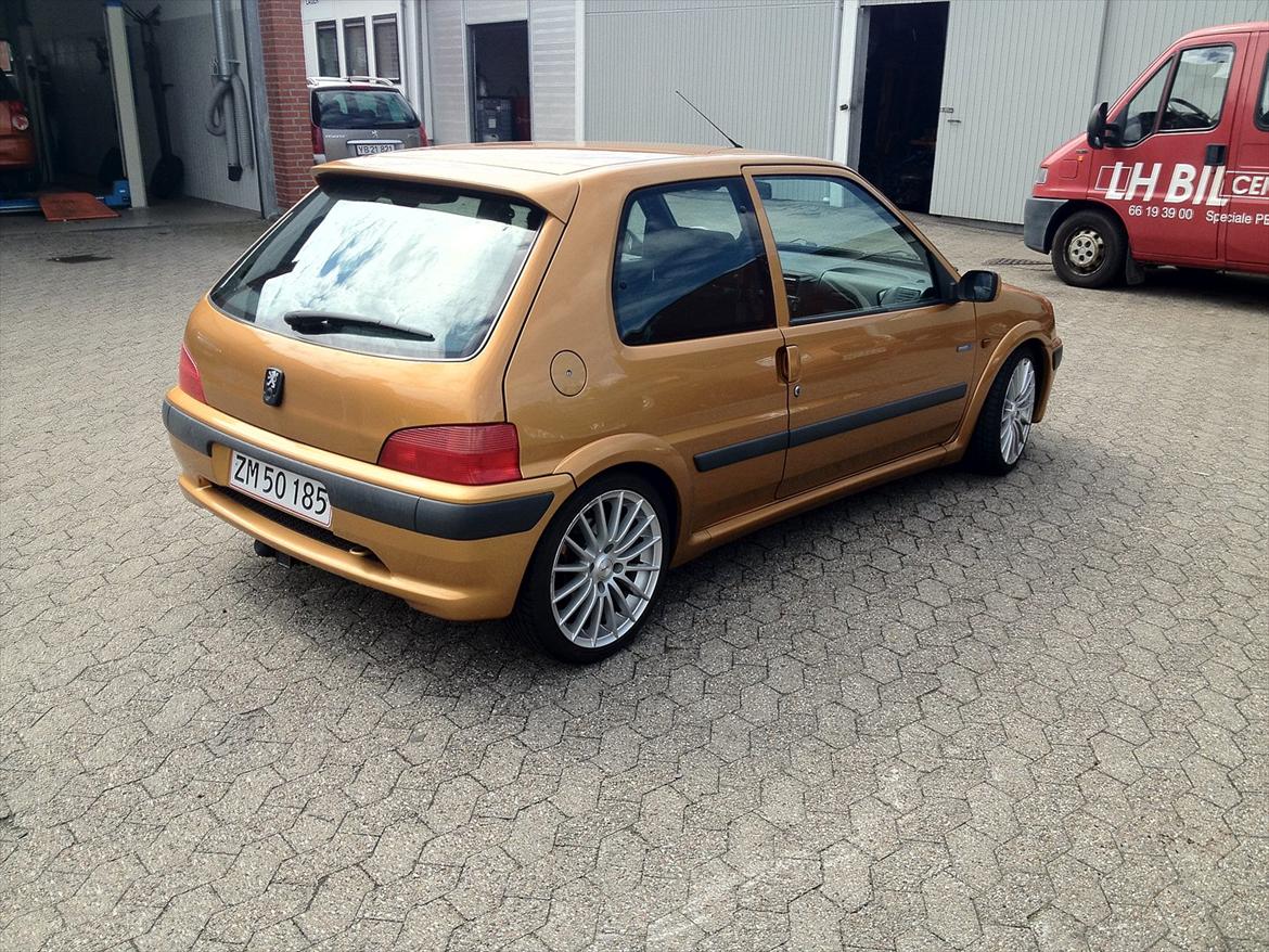Peugeot 106 gti (SOLGT) billede 4