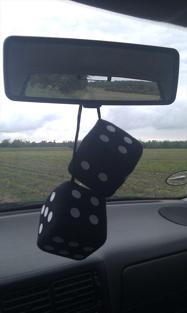 VW Polo 6n 1,6 8v - Et par "trukkernossere" høre da til! billede 5