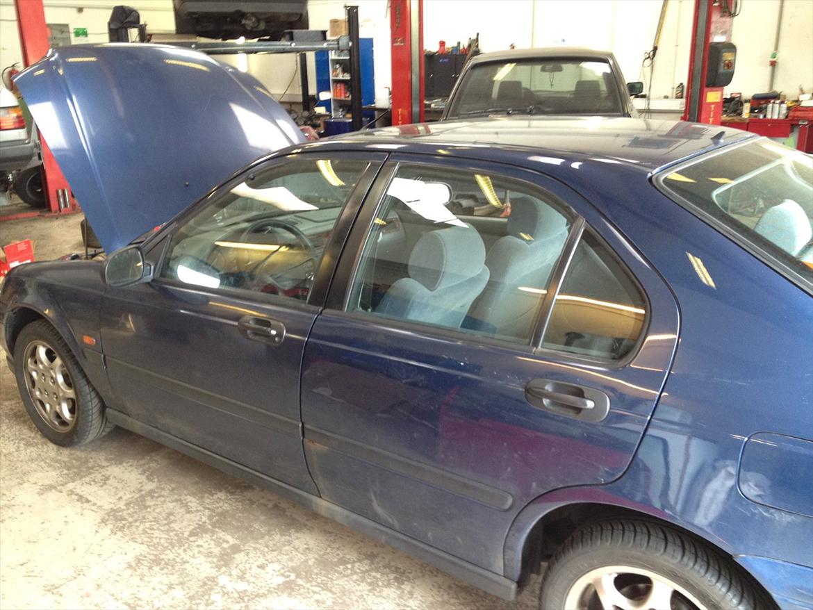 Honda Civic 1,6i LS * solgt* billede 1