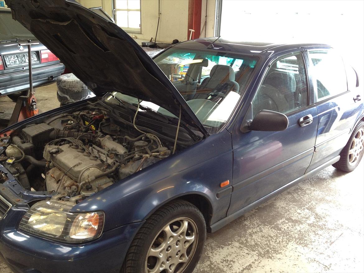 Honda Civic 1,6i LS * solgt* billede 2