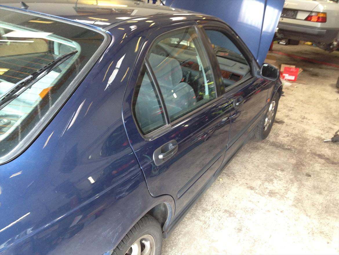 Honda Civic 1,6i LS * solgt* billede 4