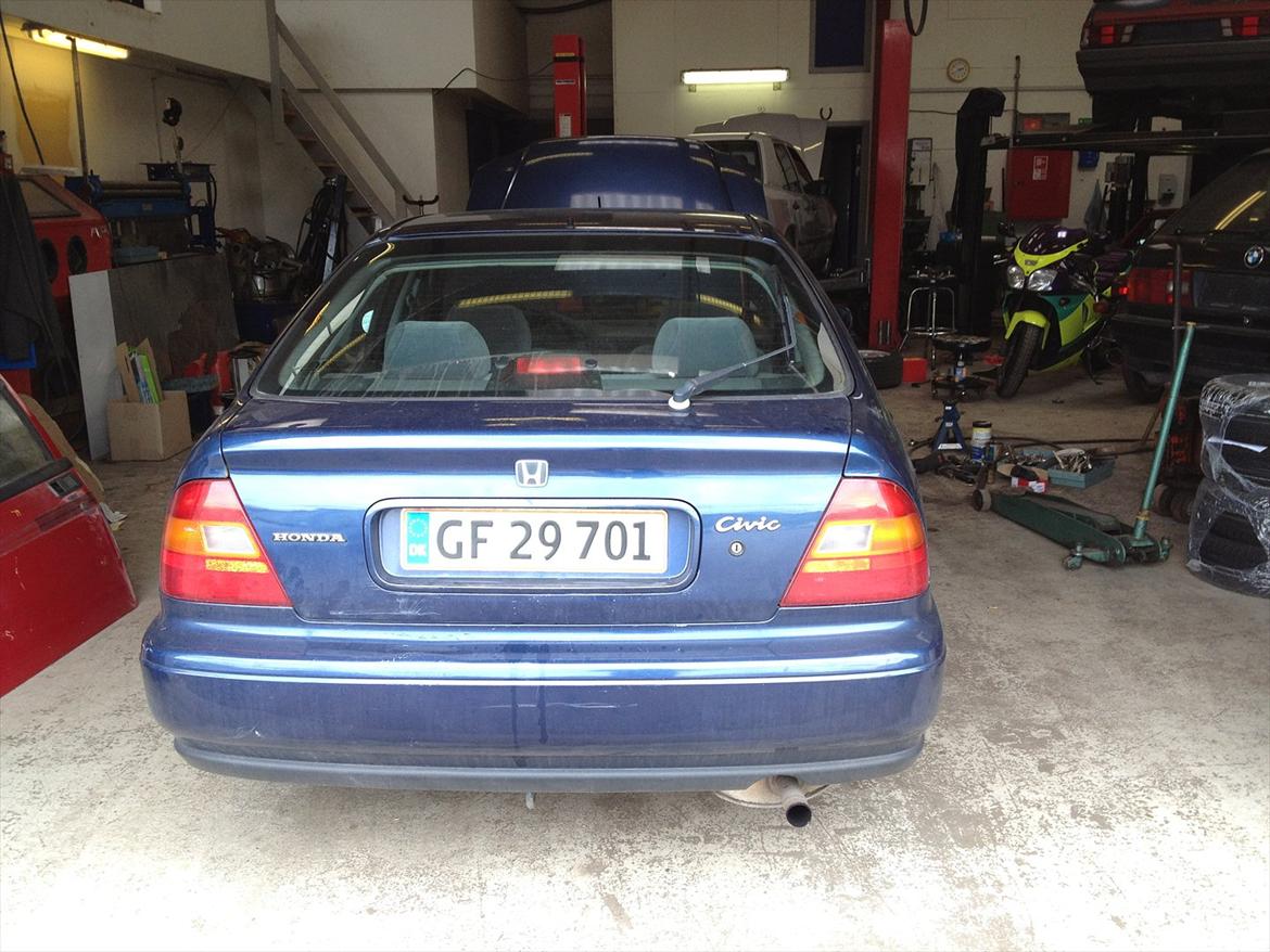 Honda Civic 1,6i LS * solgt* billede 5
